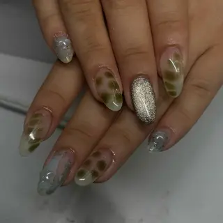 ネイル LIL WHYのネイルデザイン