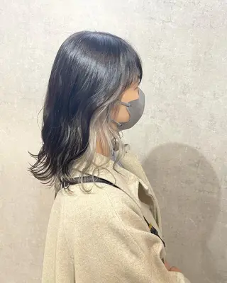 セミロング カラー 佐々木  まゆかのヘアスタイル