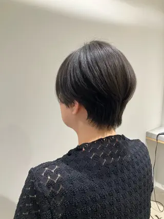 ショート 平松 里穗のヘアスタイル