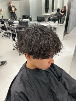 パーマ メンズ 【毎朝セット3分】 メンズパーマ　真人のヘアスタイル