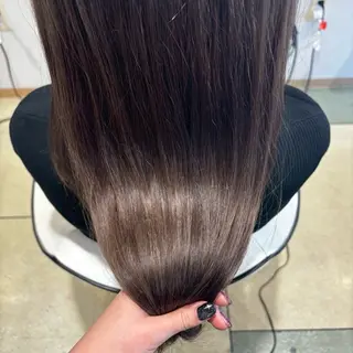 カラー 艶カラー🌟 ブリーチ/紅芭✨のヘアスタイル