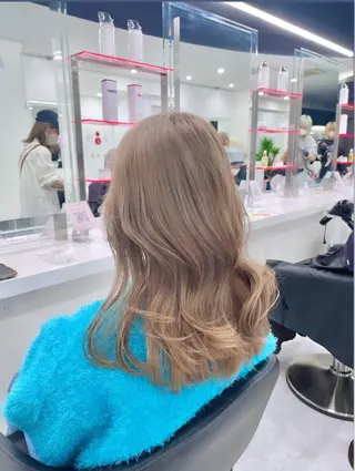 セミロング カラー 渋谷人気1位✨カラー 縮毛、髪質改善のヘアスタイル