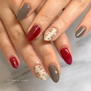ネイル Riona / R*NAIL.comのネイルデザイン
