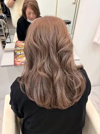 セミロング カラーモデル募集📈 NAMIEのヘアスタイル