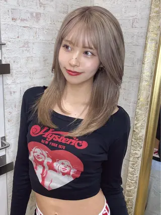 セミロング カラー matiz マティス　表参道所属・🩵アンブレラカラー 髪質改善　丸尾】のヘアスタイル