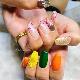 ネイル Nail salon MEGUMIのネイルデザイン