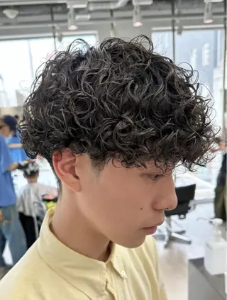ミディアム パーマ メンズ 天神大名メンズパーマ メンズショートのヘアスタイル
