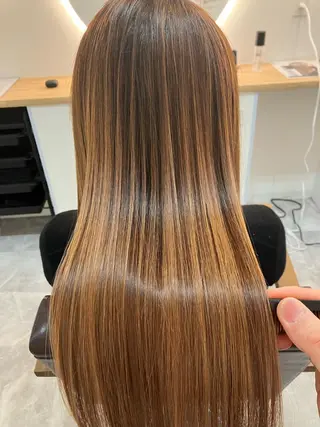 ロング カラー ヘアアレンジ キッズ 横浜関内髪質改善 re:Magoのヘアスタイル
