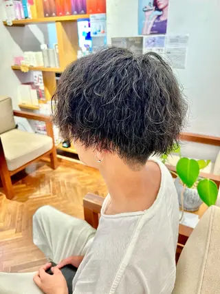 ショート パーマ メンズ 秋山知穂🧸縮毛矯正 ショート新越谷南越谷のヘアスタイル