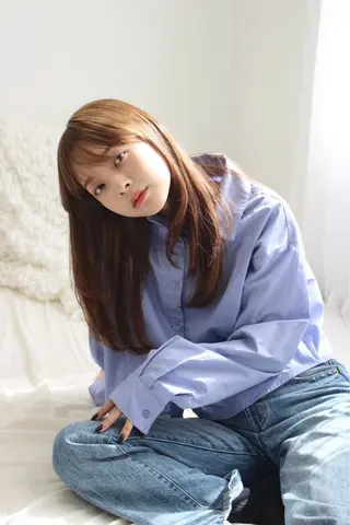 ロング 寺本 奈央のヘアスタイル