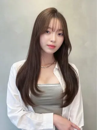 ロング カラー 【韓国/レイヤー/ カラー】新井 望乃果のヘアスタイル