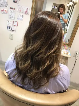 セミロング カラー パーマ ヘアアレンジ キッズ ネイル マツエク・マツパ 韓国♡ハイライト ♡YURIのヘアスタイル