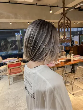 セミロング カラー 海外デザイン🇺🇸 石渡諒太のヘアスタイル