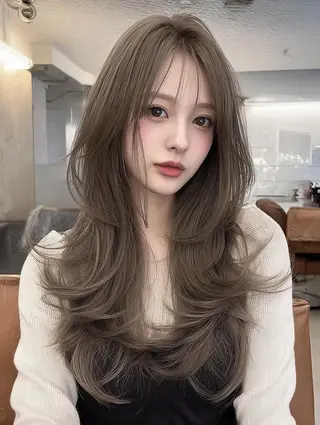 ロング カラー FOCUS JAPANのヘアスタイル