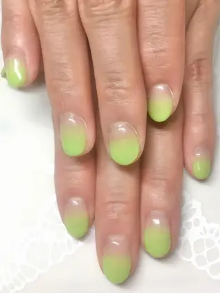 ネイル 新宿ネイルサロン ジェミディローサのネイルデザイン