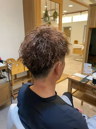 パーマ メンズ ete カイエダのヘアスタイル