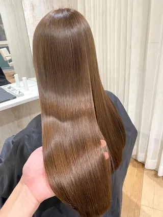 セミロング カラー 🌙HIZUKI🌙 ハイトーン 艶髪のヘアスタイル