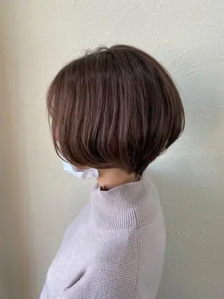ショート カラー ENIF ヤマグチアツコのヘアスタイル