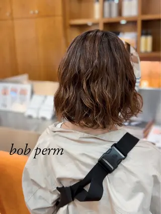 ミディアム パーマ ヘアアレンジ 高橋胡桃🪽 ディレクターのヘアスタイル