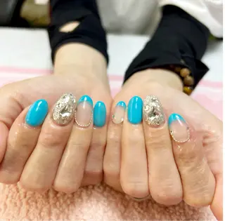 ネイル ＧＬAD グラットのネイルデザイン
