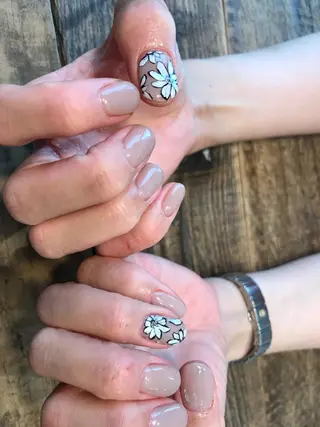 ネイル 佐藤  悠子のネイルデザイン