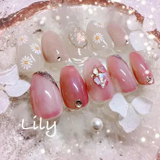 ネイル Lily*nail 🌻Mii🌻のネイルデザイン