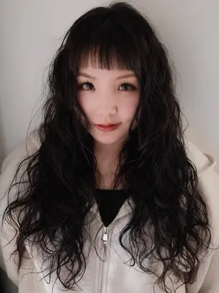 ロング 【お洒落パーマ】 Elme　肥塚康汰郎のヘアスタイル