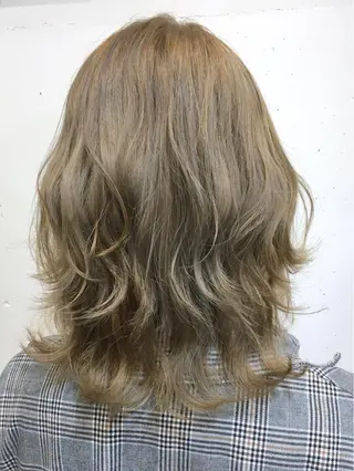 ミディアム カラー yoshi ☆のヘアスタイル