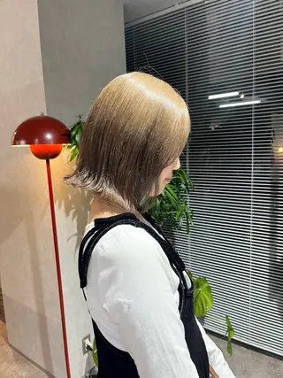 カラー yuumi/大濠🪷 顔周り/ハイトーンのヘアスタイル