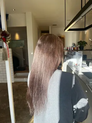 ロング カラー 坂下 かのんのヘアスタイル