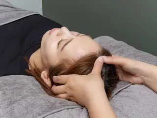 ヘッドスパよもぎ蒸し reset+リセットのエステ・リラクイメージ