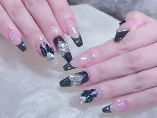 ネイル ネイルサロンエクラ 🫧Shizukaのネイルデザイン