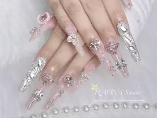ネイル 桃香 Minaのネイルデザイン