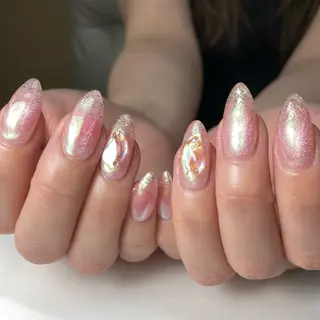 ネイル Legit nail salonのネイルデザイン