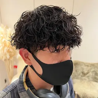 ショート パーマ メンズ 波巻きスパイラルパー マ/シャドウパーマ駿のヘアスタイル