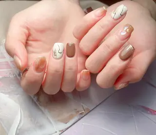 ネイル Maggie Nail🦩のネイルデザイン