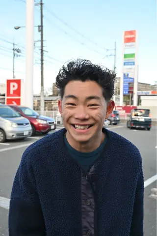 パーマ 崎園 佑真のヘアスタイル