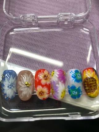 ミディアム 🦋✨ MARIKO✨🦋のネイルデザイン