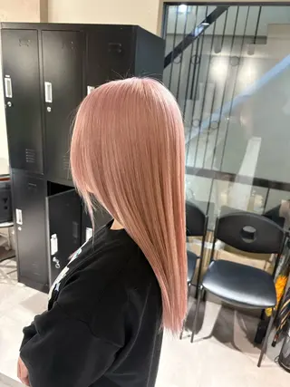 カラー Seleneコウキ ブリーチ/ハイトーンのヘアスタイル