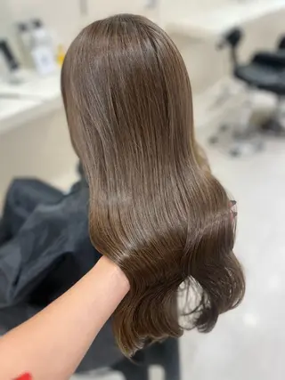ロング カラー 大人上品ベージュ 🎀HARUNAのヘアスタイル