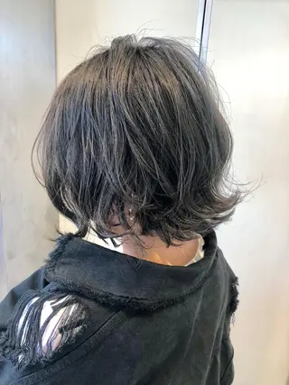 ショート カラー 店長 小池アキトのヘアスタイル