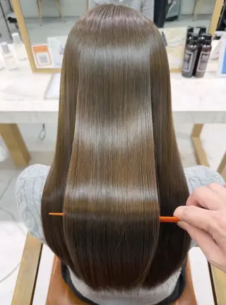 ロング 艶髪/髪質改善 /透明感カラー/鴻巣のヘアスタイル