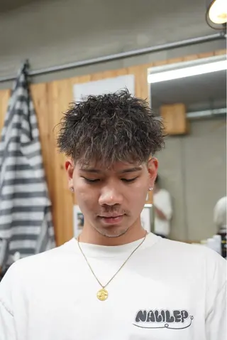 パーマ メンズ 関 晃哉のヘアスタイル
