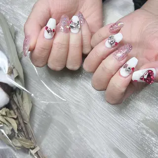 ネイル KURE ISAKIのネイルデザイン