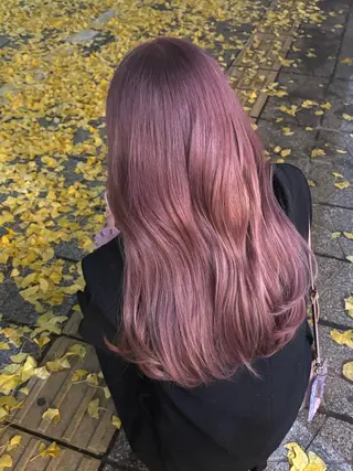 ロング カラー 🍓ハイトーンカラー 🎀nene🍓のヘアスタイル