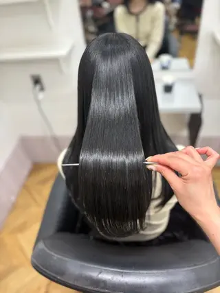 ロング 小顔カット/透明感 カラー/美髪矯正🫧のヘアスタイル