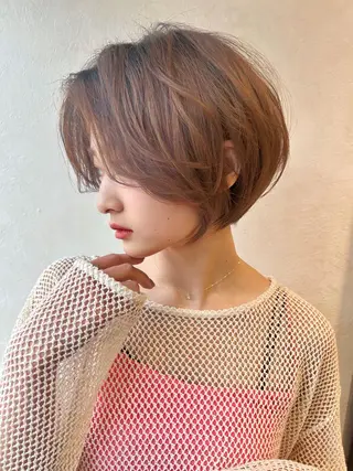 ショート かえ🩶韓国ボブ🎀 透明感カラー🥣のヘアスタイル