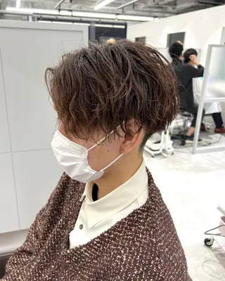 ショート カラー パーマ メンズ 関西センターパート メンズモデル募集のヘアスタイル