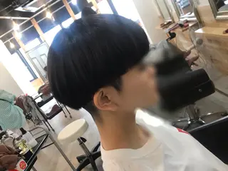 ショート カラー ヘアアレンジ 蔵前🫧韓国風レイヤ ーカット🫧KAHOのヘアスタイル