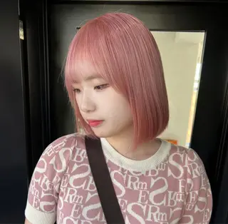 ショート 艶髪ハイトーン✨ 🩷AMI🩷のヘアスタイル